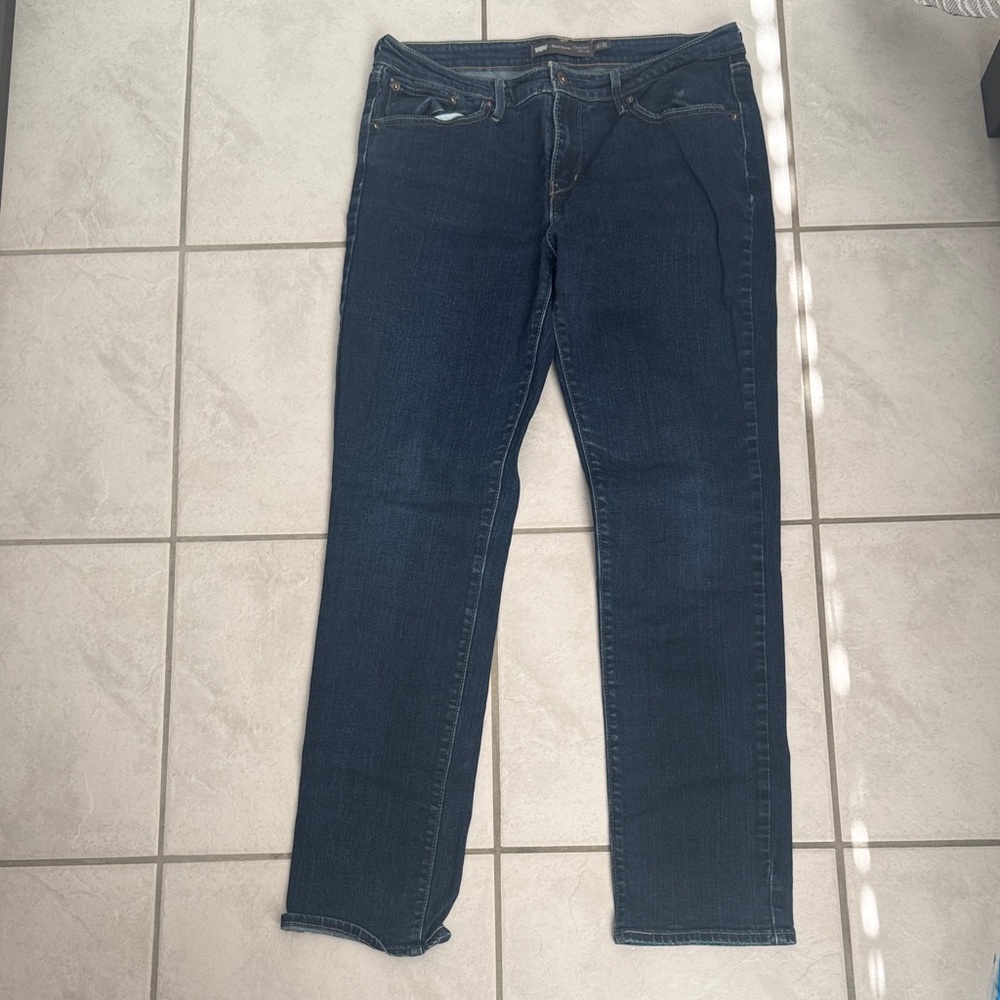 Levi's Dark Wash Straight Leg Jeans